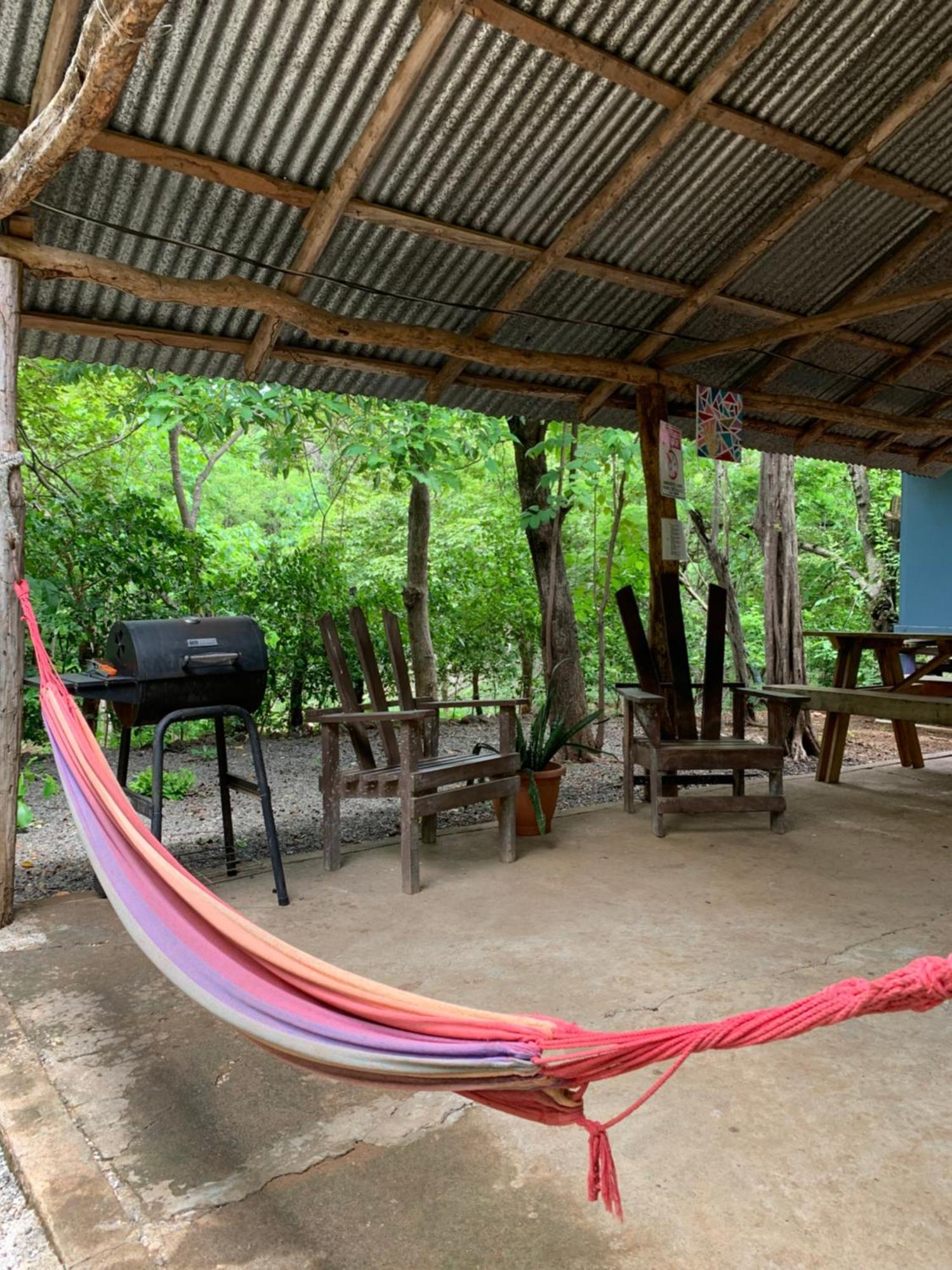 Nieves Surf Hostel And Camping Playa Avellana Extérieur photo